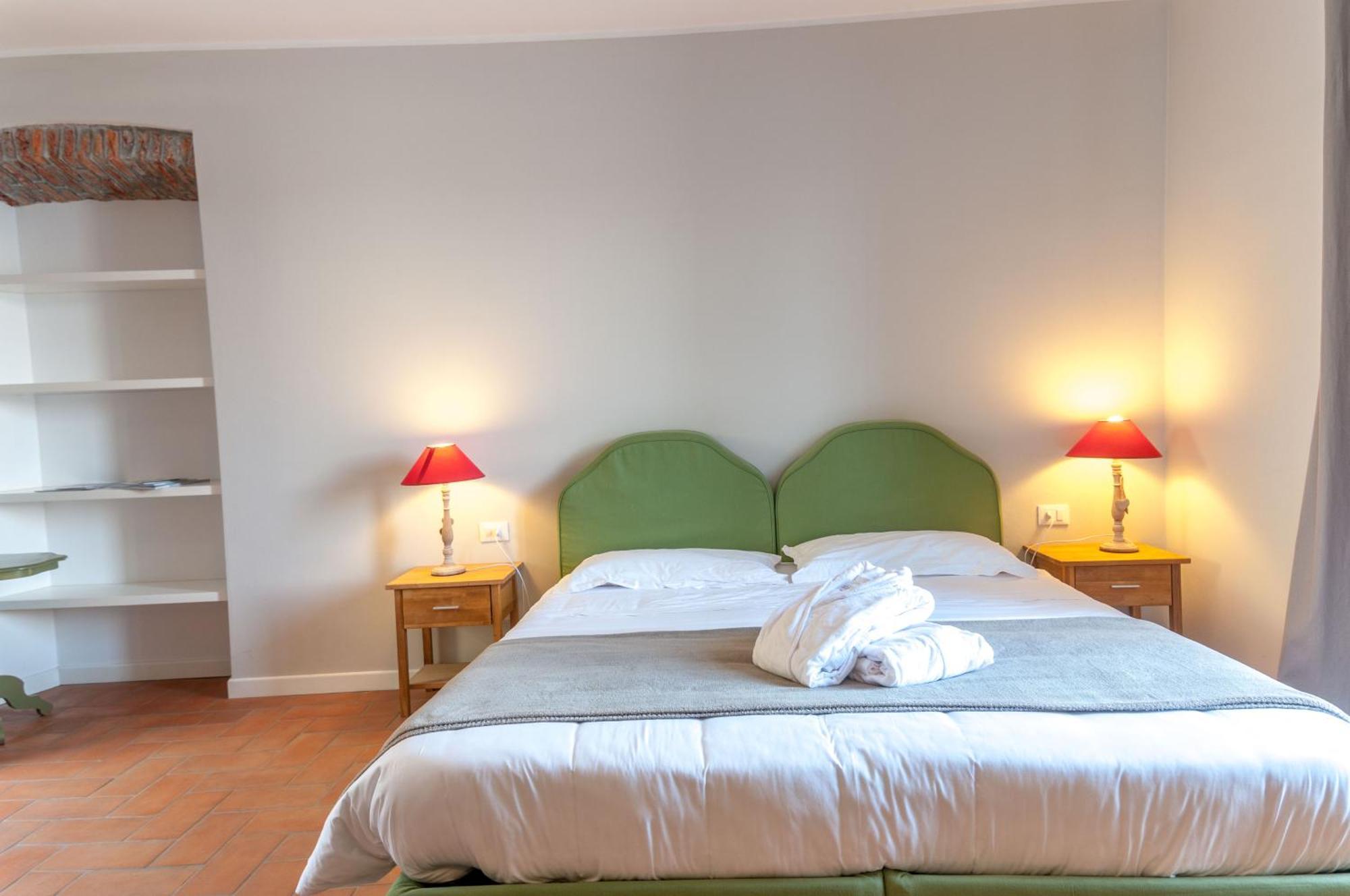 Locanda Pozzetto Laveno-Mombello Δωμάτιο φωτογραφία