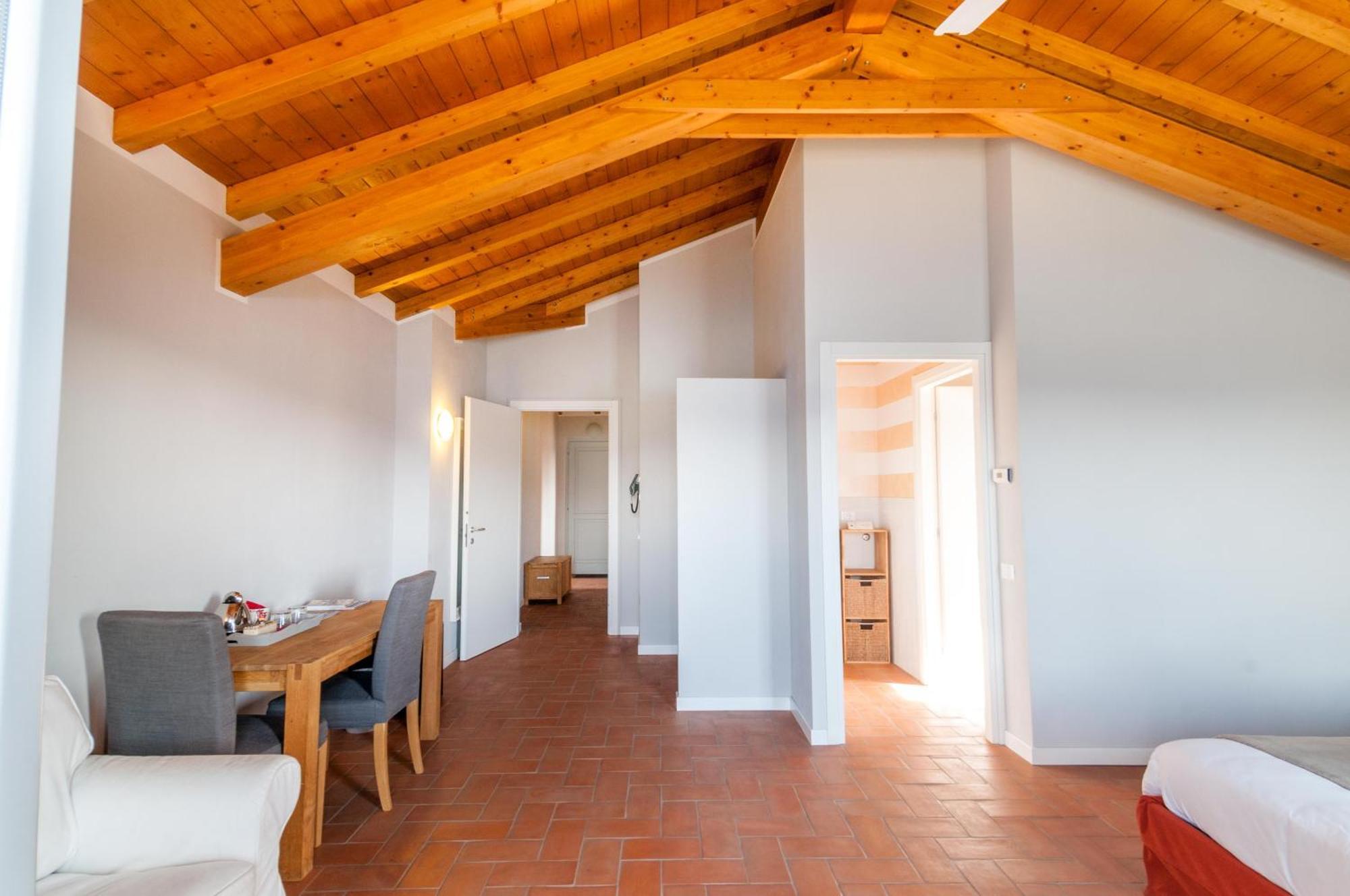 Locanda Pozzetto Laveno-Mombello Δωμάτιο φωτογραφία