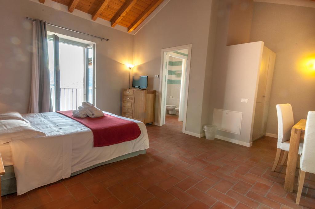 Locanda Pozzetto Laveno-Mombello Εξωτερικό φωτογραφία
